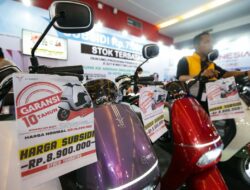 Airlangga Hartarto Pastikan Subsidi Motor Listrik Dilanjutkan