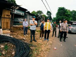 Hari Pertama Bekerja, Pilar Saga Ichsan Tinjau Kabel Semrawut di Tangsel: Kalau Masih Bandel, Kita Potong!