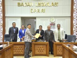 Setujui RUU Pelindungan Pekerja Migran, Rycko Menoza Soroti Sejumlah Poin Perubahan