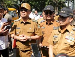 Wagub Jabar, Erwan Setiawan Turun Tangan Benahi Pedestrian dan Tertibkan PKL di Cimahi