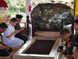 Ace Hasan Syadzily Ziarah ke Makam Bung Karno di Momen Hari Jadi Ke-60 Lemhannas RI