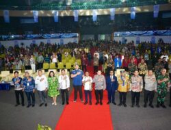 Menteri ESDM, Bahlil Lahadalia Ajak Mahasiswa GMKI Berani Jadi Pengusaha