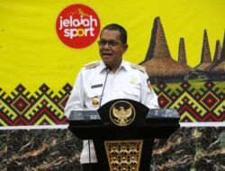 Gubernur NTT, Melki Laka Lena Secara Resmi Luncurkan Tour de Entete