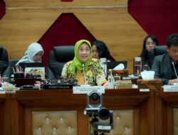Hetifah Sjaifudian Dorong Ekosistem Pendidikan Holistik, Libatkan Sekolah, Keluarga, dan Komunitas