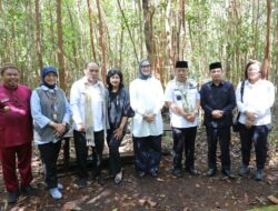 Gubernur Babel, Hidayat Arsani Ajak Menkop Tinjau Potensi Desa Namang Desa Sadar Koperasi UKM