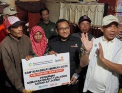Gandeng Lazismu, Mendukbangga Wihaji Bedah Rumah Keluarga Berisiko Stunting di Bandung