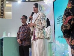 Wamendag Dyah Roro Apresiasi Inovasi Kecantikan Nasional Saat Kunjungi Wardah Skinverse Clinic