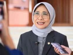 Hetifah: Jadikan Klarifikasi Rektor UGM Rujukan Utama Soal Ijazah Jokowi