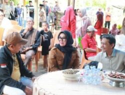 Bupati Barru, Andi Ina Kartika Bersyukur Hasil Panen Desa Gattareng Melimpah