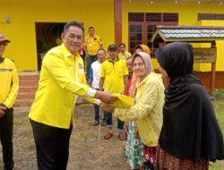 Partai Golkar Kapuas Hulu Gelar Pasar Murah, Beras Habis Dalam Sekejap Diserbu Warga