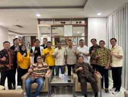 Sekjen DPP Partai Golkar M. Sarmuji Lepas 20 Delegasi ke Cina dalam Program Persahabatan