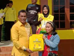 Jelang HUT Ke-61, DPD II Partai Golkar Kapuas Hulu Gelar Pasar Murah