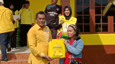 Jelang HUT Ke-61, DPD II Partai Golkar Kapuas Hulu Gelar Pasar Murah