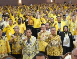 Bimtek Fraksi Golkar, Taufan Pawe Serukan Kader Kawal APBD dan Program Prioritas Presiden