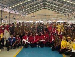 Kunjungi Pabrik Sampoerna Blitar, Sarmuji Dukung Pemberantasan Rokok Ilegal dan Perlindungan Industri SKT