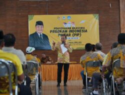 Wujud Kepedulian Juliyatmono: 25 Ribu Siswa di Jateng IV Terima Bantuan PIP