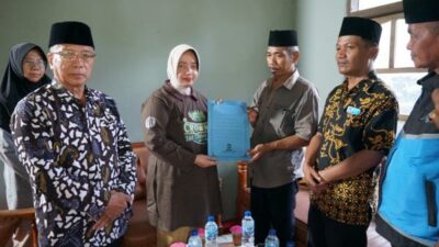 Bupati Purworejo Yuli Hastuti Serahkan Santunan dan Doakan Korban Tewas Terseret Ombak Jatimalang