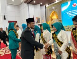 Sarifah Suraidah Dikukuhkan Sebagai Bunda Literasi Kaltim, Siap Wujudkan Generasi Emas