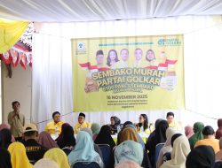 Aksi Sosial Partai Golkar di HUT ke-61, Ratusan Warga Jaksel Terima Sembako Murah
