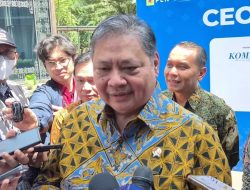 Ekonomi RI Tumbuh 5,04 Persen, Airlangga Hartarto: Lebih Baik Dari Singapura dan China