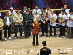 Walikota Vinanda Prameswati Ajak Warga Kediri Lestarikan Tradisi Pencak Dor dengan Semangat Sportivitas