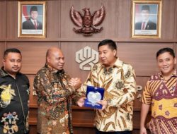 Gubernur Papua, Mathius Fakhiri Usulkan Pembangunan 14.882 Rumah TLH Kepada Kementerian PKP