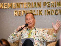 Menperin Agus Gumiwang: Indonesia Masih Setengah Hati Lindungi Industri dari Serbuan Impor