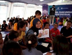 Mobil Psikososial Dikerahkan, Menkomdigi Meutya Hafid Tegaskan Negara Hadir dengan Empati bagi Korban Bencana