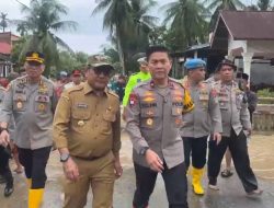 Bupati John Kenedy Azis Luruh Dalam Duka, Padang Pariaman Porak Poranda Oleh Banjir Bandang