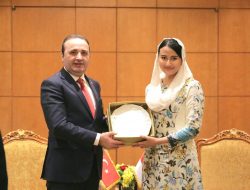 Di Pertemuan Menteri Perdagangan D-8, Wamendag Dyah Roro Esti Usulkan Integrasi Industri Halal dan Akselerasi FTA