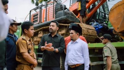 Zigo Rolanda Tinjau Banjir Sungai Batang Imang, Normalisasi dan Bronjong Mulai Dikerjakan