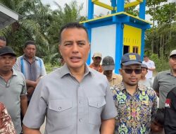Atasi Krisis Air Bersih, Musa Rajekshah Serahkan Pamsimas Bagi Warga Desa Durian Deli Serdang