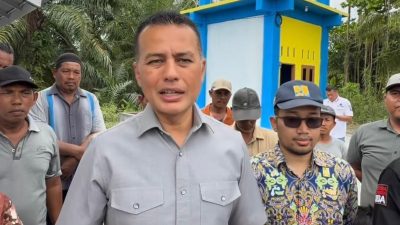 Atasi Krisis Air Bersih, Musa Rajekshah Serahkan Pamsimas Bagi Warga Desa Durian Deli Serdang