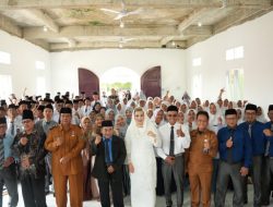 Di Hadapan Santri Kukar, Sarifah Suraidah Tekankan Pentingnya Nilai Agama dan Pancasila