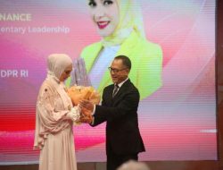 Selamat! Sari Yuliati Dianugerahi Wonder Mom Awards 2025, Inspirasi Perempuan di Ruang Publik