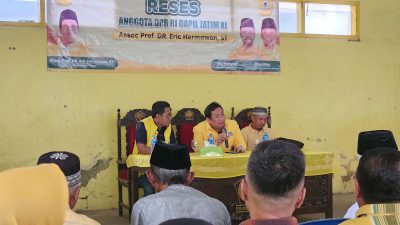 Dengar Langsung Aspirasi Warga, Eric Hermawan Reses di Kantor Golkar Sumenep