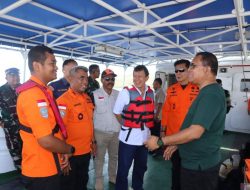 Demi Empati dan Evakuasi Korban, Gubernur NTT Melki Laka Lena Imbau Penutupan Sementara Pelayaran Labuan Bajo