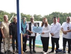 Gubernur Kaltim Rudy Mas’ud Serahkan Ambulance Terapung untuk Mahulu, Perkuat Akses Kesehatan Wilayah 3T