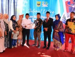 Bupati Padang Pariaman John Kenedy Azis Beri Penghargaan 600 Relawan Bencana Hidrometeorologi