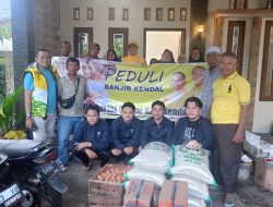 Dipimpin Mora Sandy, DPD II Partai Golkar Kendal Turun Langsung Bantu Korban Banjir