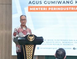 Menperin Agus Gumiwang Perkuat Daya Saing Industri Lewat SDM Vokasi Kompeten