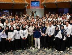 Menkomdigi Meutya Hafid Luncurkan Program Magang Nasional, Cetak 302 Talenta Digital AI dan Siber
