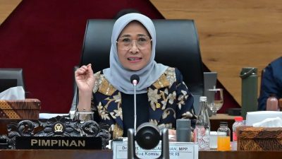 SKB 7 Menteri Soal AI di Sekolah Tuai Dukungan, Hetifah: Pendidikan Tak Boleh Dikalahkan Teknologi Instan