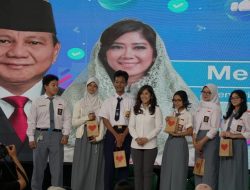 Menkomdigi Meutya Hafid Ajak Pelajar Diskusi Soal Alasan Penundaan Akses Medsos Anak