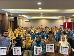 Hetifah dan Tati Noviati Berdayakan Ekonomi Perempuan Cirebon Lewat Pelatihan Pembuatan Empon-Empon