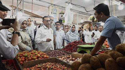 Yahya Zaini Tinjau Peredaran Pangan Ramadan di Pasar Jambu Dua Bogor, Soroti Temuan Boraks