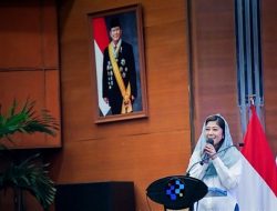 WFA Jelang Lebaran, Meutya Hafid Ingatkan Pegawai Komdigi: Pelayanan Publik Tak Boleh Kendor