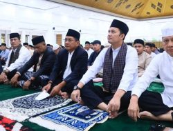 Di Tengah Ujian Bencana, Bupati Padang Pariaman John Kenedy Azis Ajak Warga Bangkit dan Bersatu di Hari Fitri