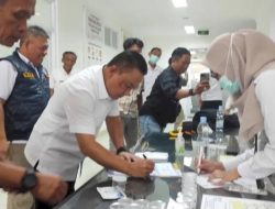 Tes Urine Dadakan! Bupati Dian Rachmat Yanuar Periksa Pejabat Pemkab Kuningan
