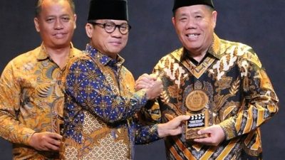 Bangka Belitung Cetak Prestasi! Gubernur Hidayat Arsani Terima Penghargaan Nasional Jaga Desa